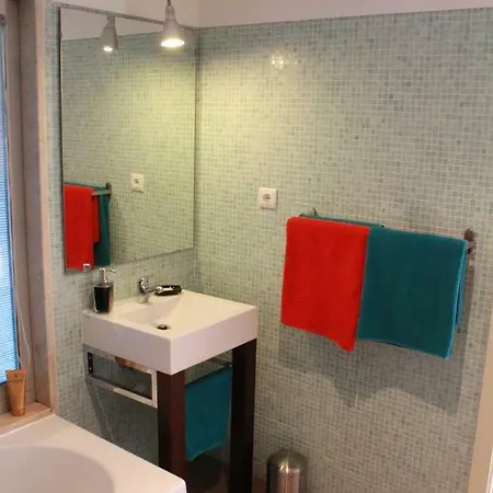Apartamento T1 Com Piscina E Wifi Apartment *