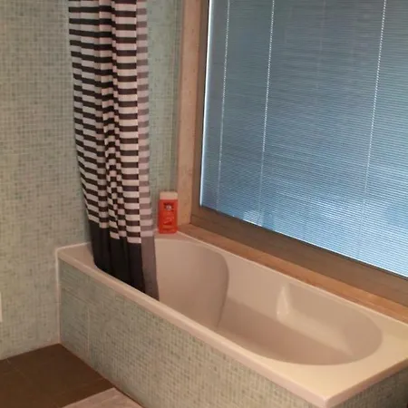 Apartamento T1 Com Piscina E Wifi Apartment *